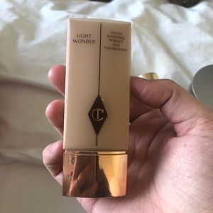 Charlotte Tilbury Youth Boosting Skin Foundation